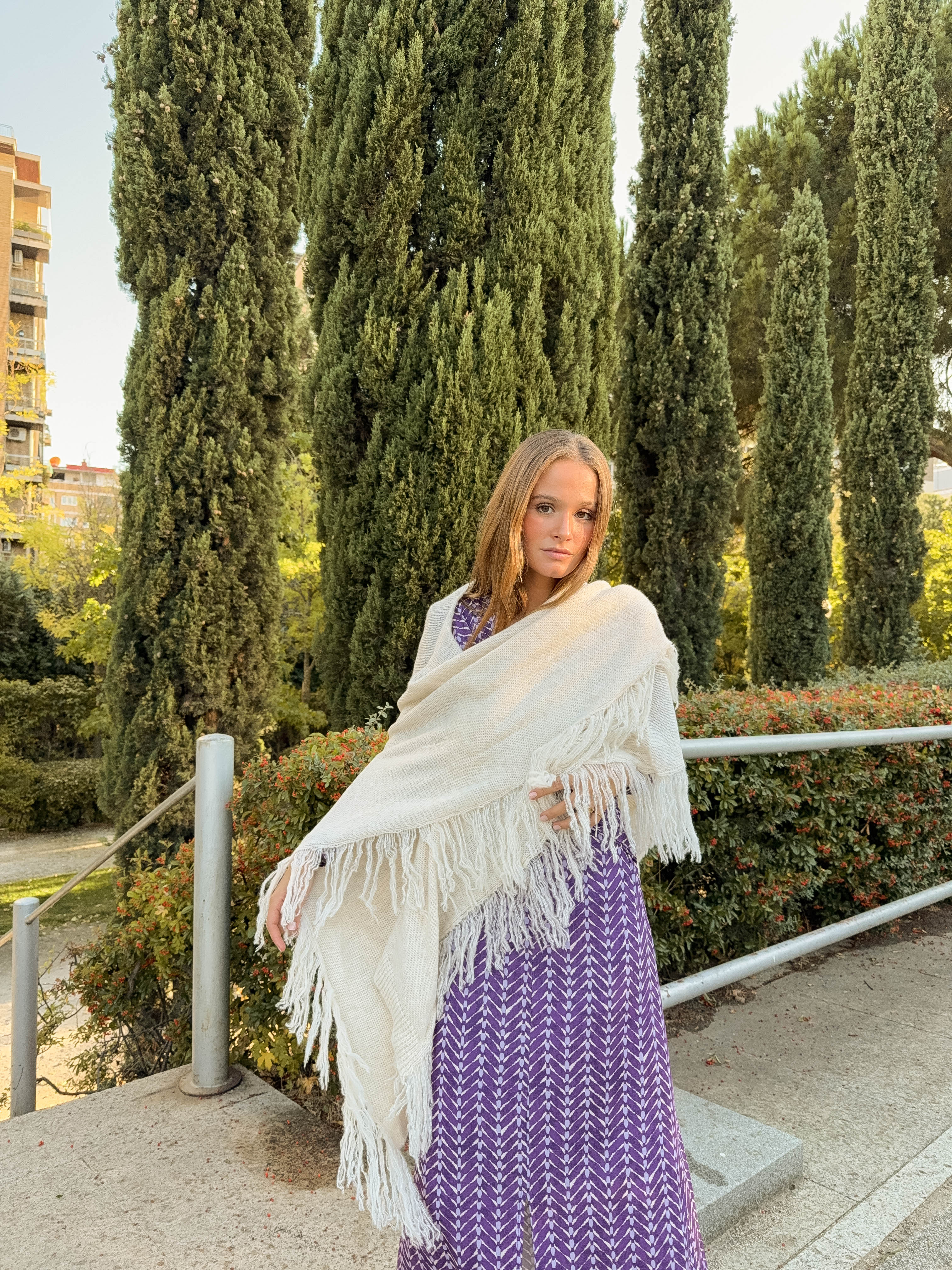 Poncho grande | Blanco - Image 10