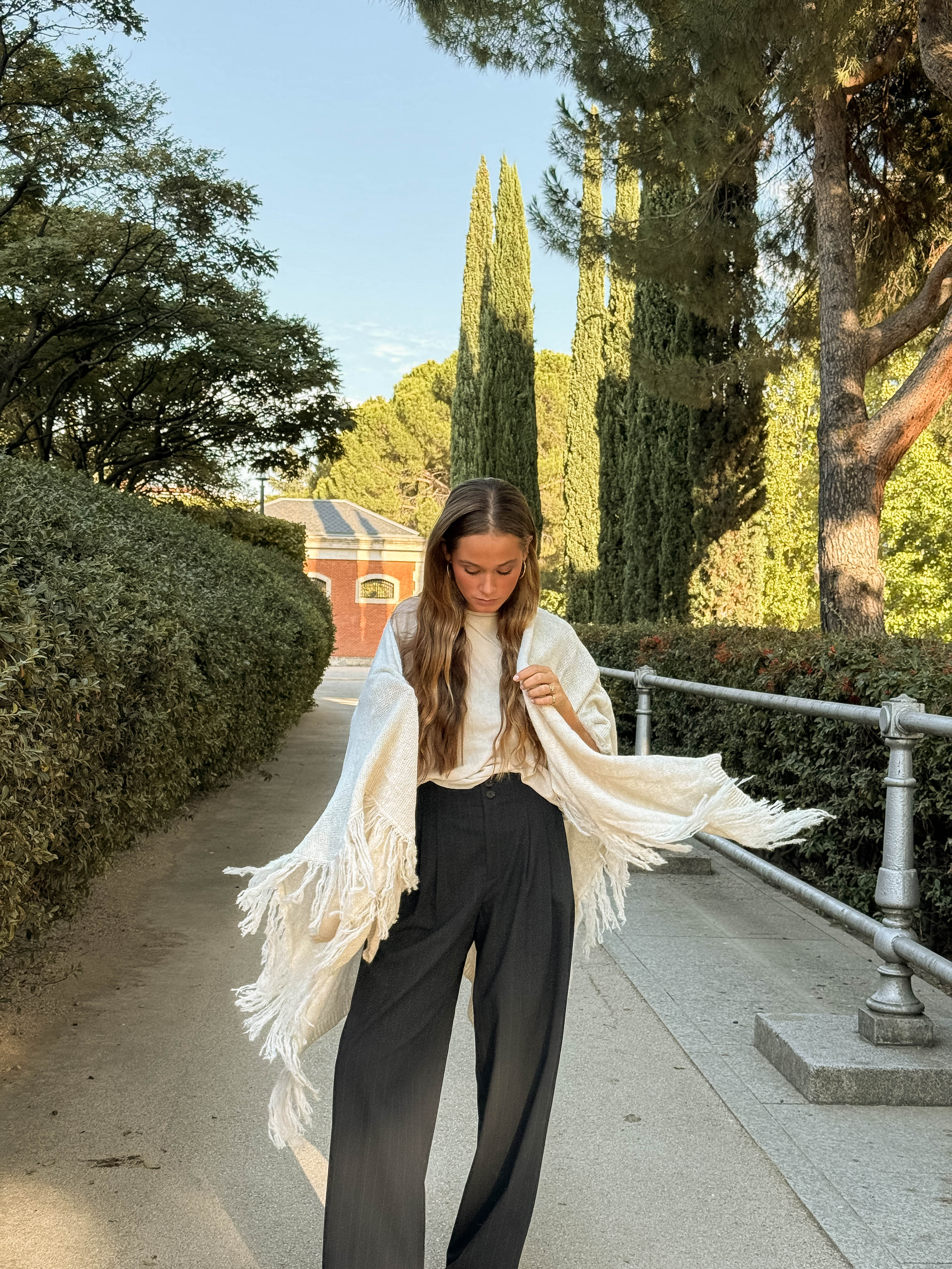Poncho grande | Blanco - Image 25