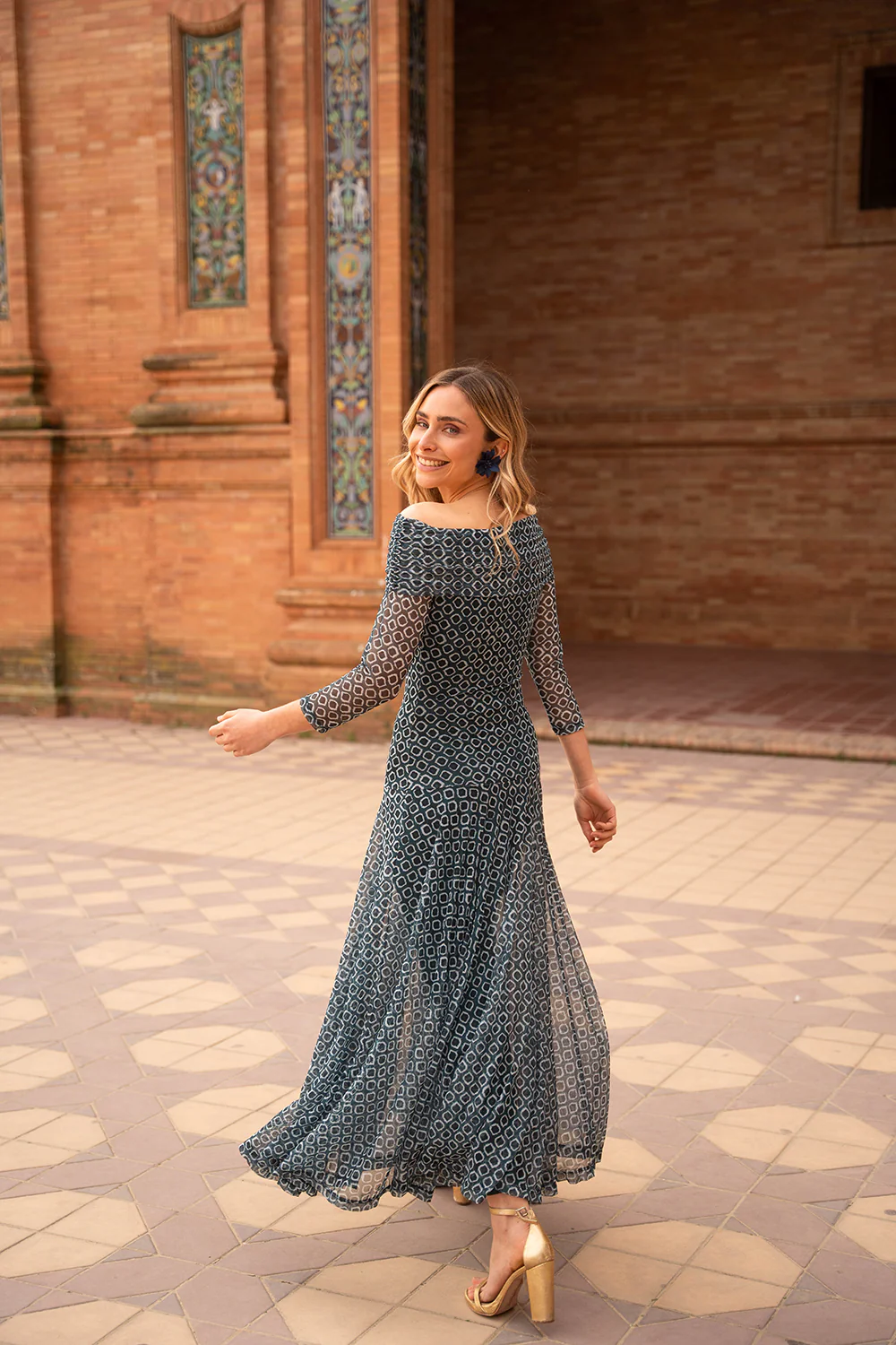 Vestido Giralda - Image 8
